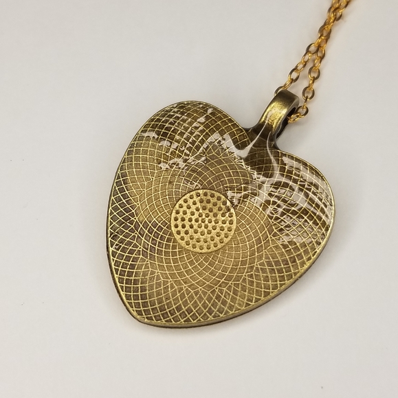 GLOW Conjoined Twins Necklace - Picture 4 of 13